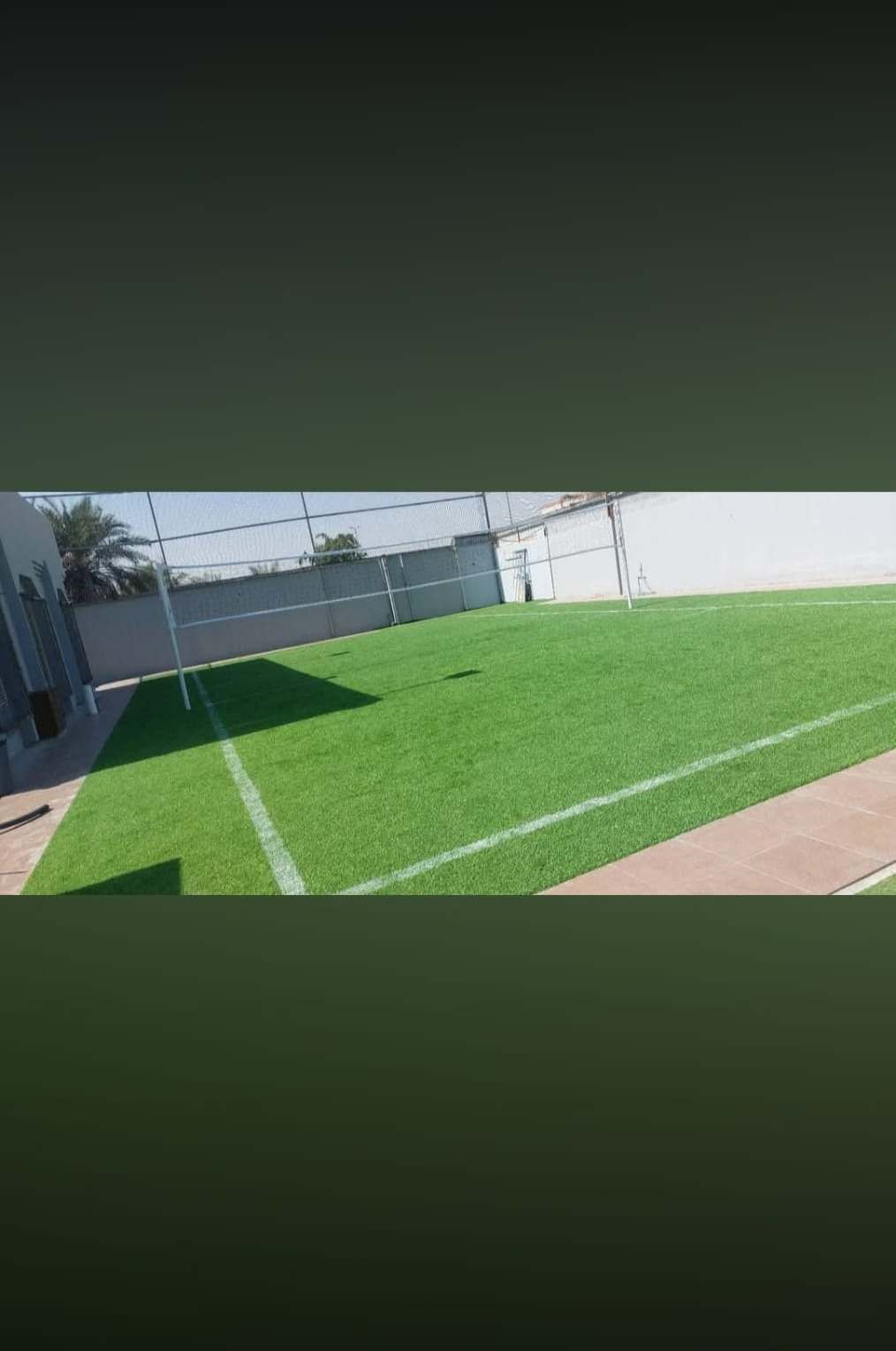 ملعب كرة قدم بعشب صناعي من تنفيذ جرين جروث