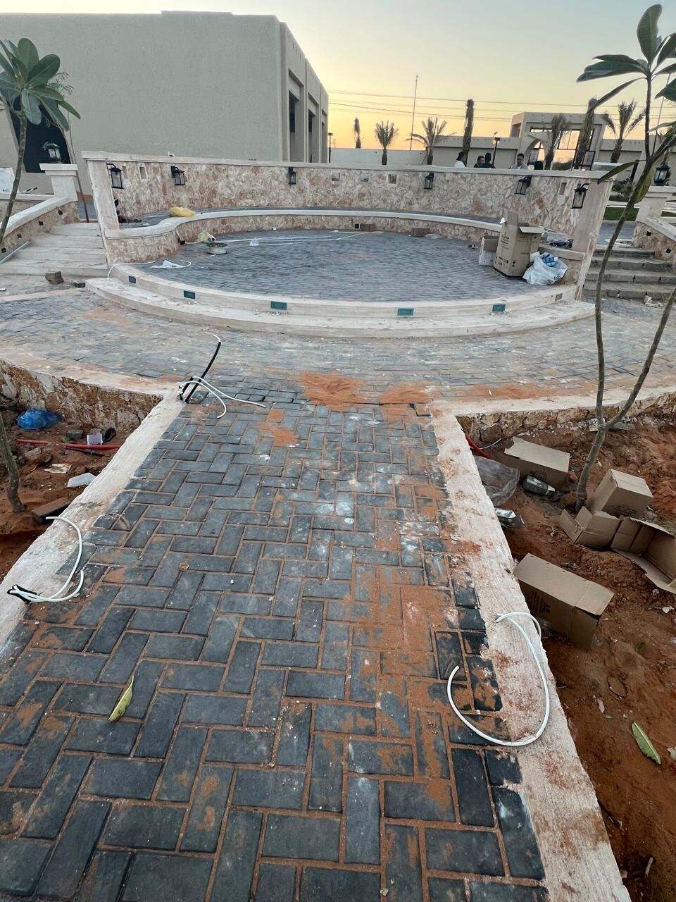 ممرات إنترلوك من أعمال جرين جروث